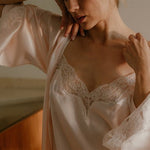 Cyrielle, short silk robe with lace - Ariane Delarue Lingerie