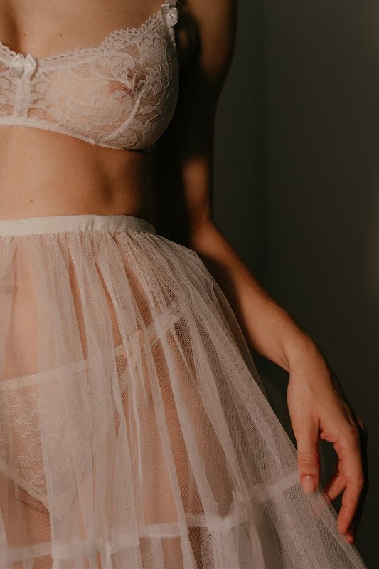 Miriam, Bridal Bralette in stretch lace - Ariane Delarue Lingerie