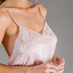 Amanda, Nightdress in satin silk and Leavers lace - Ariane Delarue Lingerie