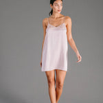 Amanda, Nightdress in satin silk and Leavers lace - Ariane Delarue Lingerie