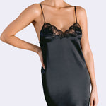 Amanda, Nightgown in black satin silk and Leavers lace - Ariane Delarue Lingerie