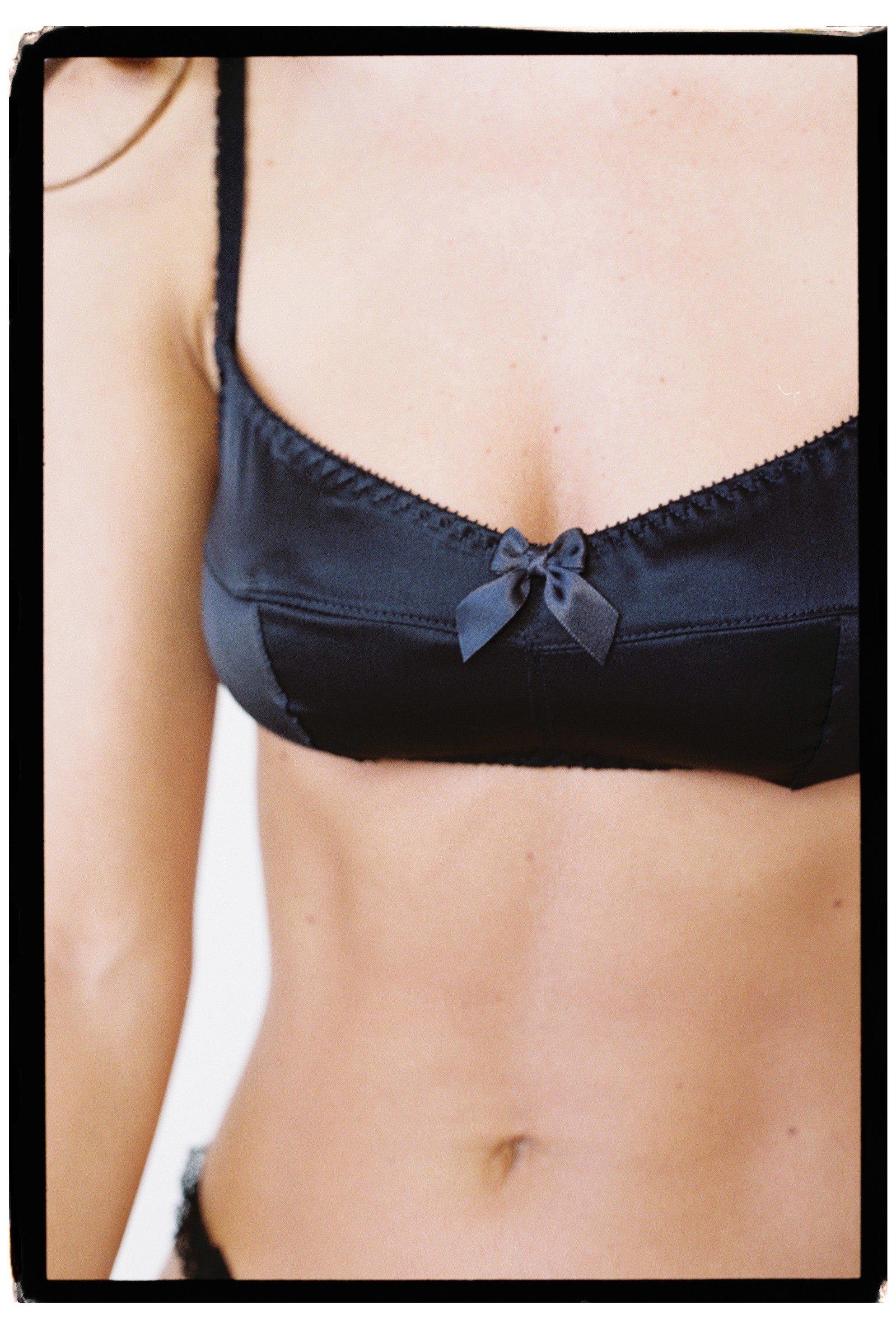 Camille, Bralette in Black Silk - Ariane Delarue Lingerie