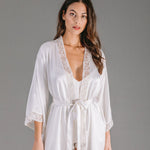 Caroline, Robe in satin silk and embroidered lace - Ariane Delarue Lingerie