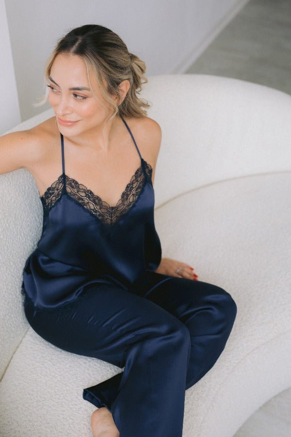 Silk satin pyjama trousers in navy blue - Ariane Delarue Lingerie
